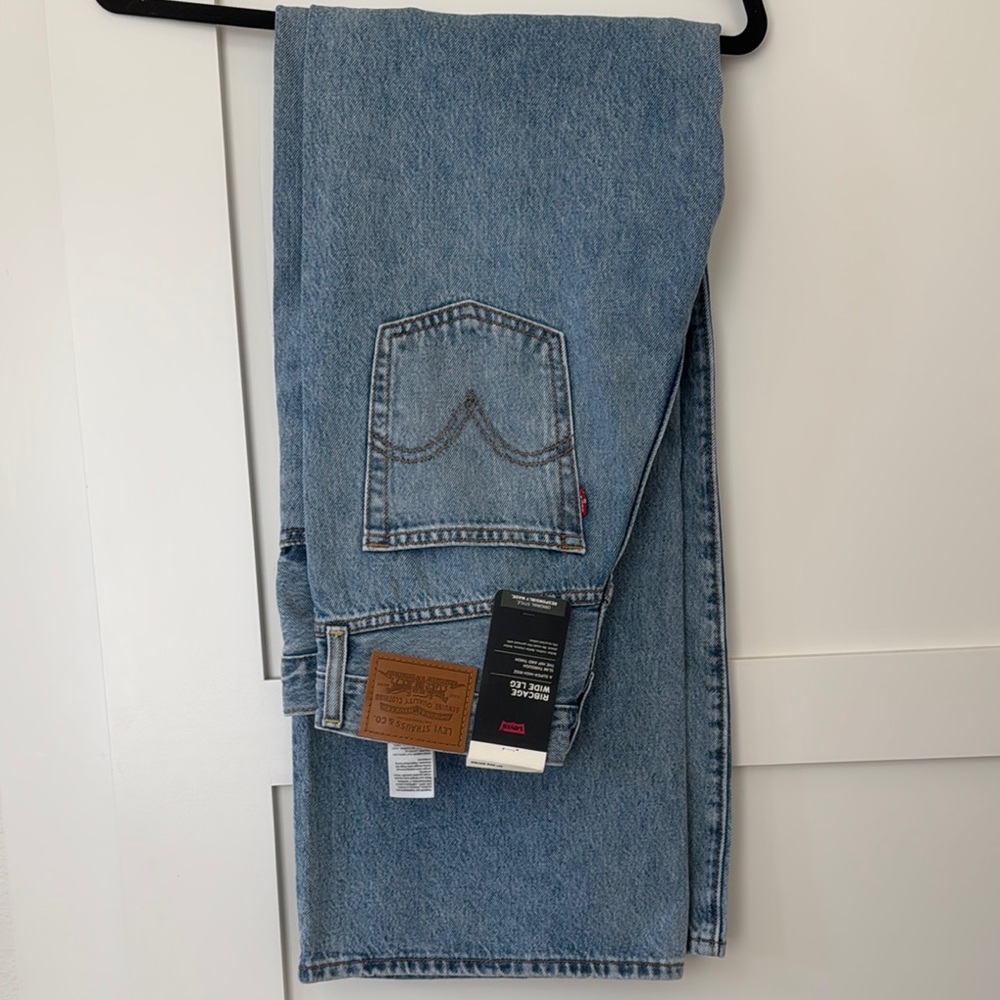 Levi's Women’s Ribcage Wide Leg Jeans